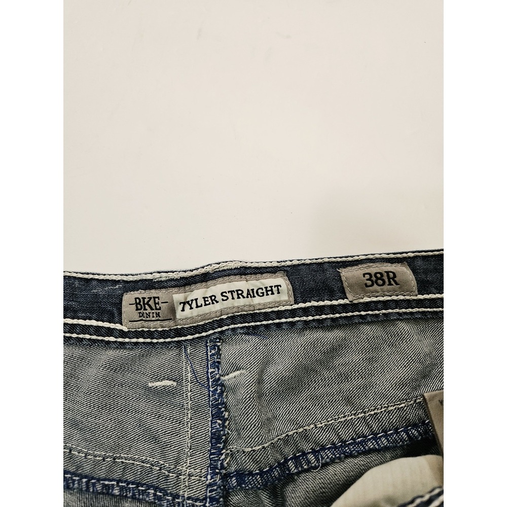 BKE Tyler Straight Leg Jeans Light Wash Distressed Denim Men's Size 38R - Picture 5 of 10